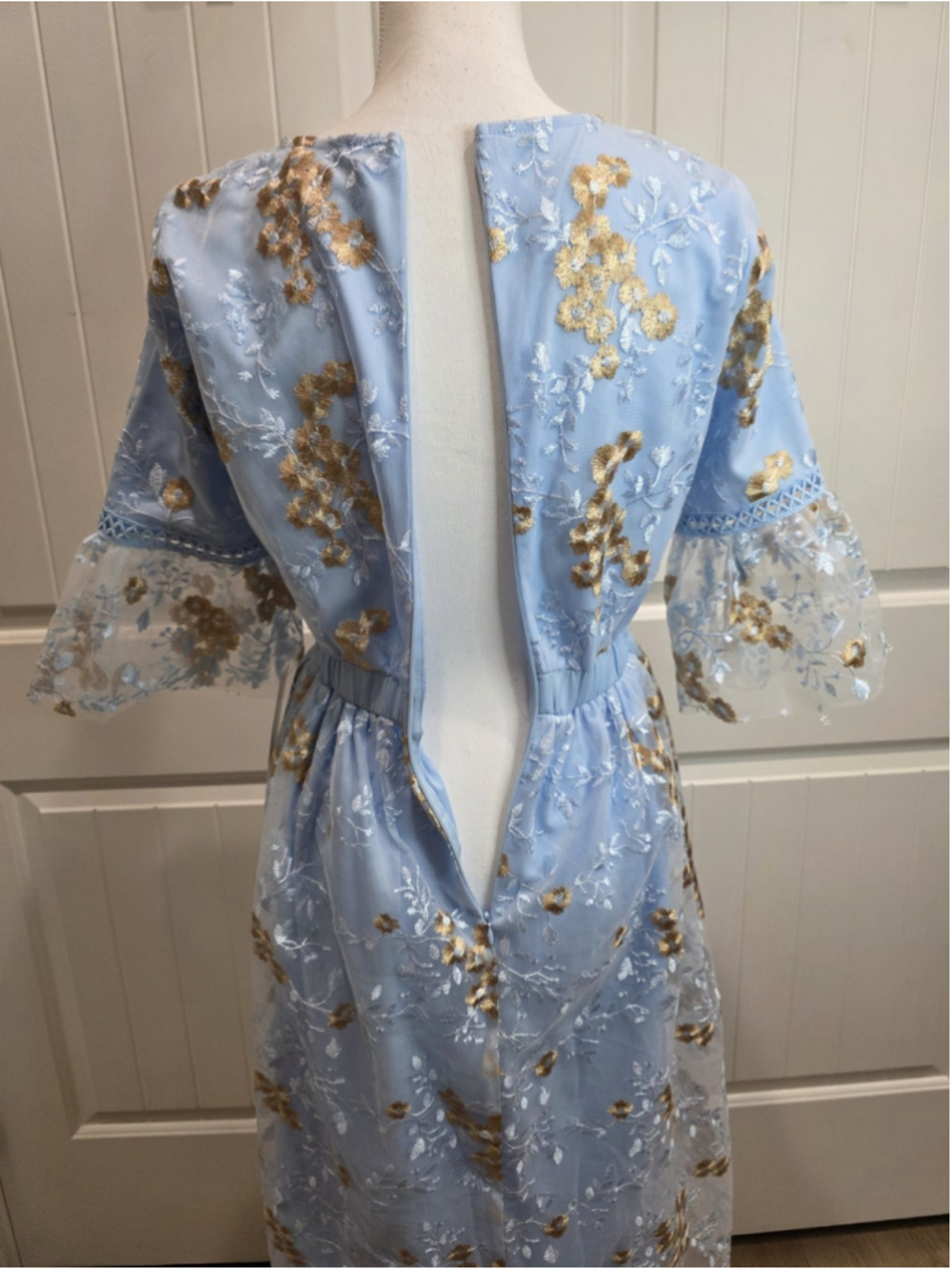 Polagram Blue Floral Embroidered Mesh Tulle Midi Dress NWT Sz S Short Bell Sleev - Picture 10 of 12